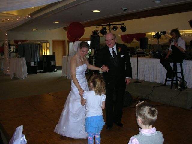 Bride, Dad and kids